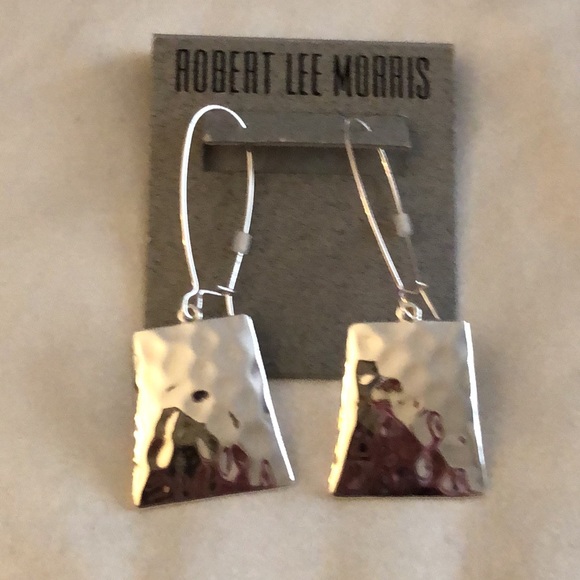 Robert Lee Morris Silver Tone Hammered Geometric Square Drop Earrings NWT - Picture 8 of 11